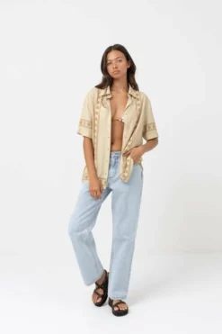 Rhythm Under The Sun Short Sleeve Shirt - Natural -UK Surfing Equipment Sales Store c0423w ft04 under the sun short sleeve shirt 4 600x