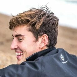 Crewsaver Spray Top - Black 11 Crewsaver Spray Top - Black -UK Surfing Equipment Sales Store crewsaver spraytop lifestyle 4