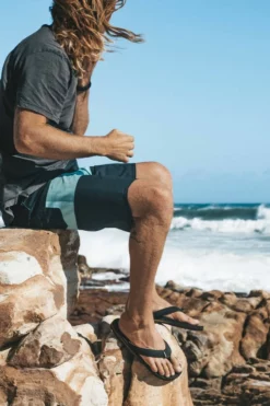 Foamlife Mens Mully Flip Flops - Black -UK Surfing Equipment Sales Store foamlife ff1ss21005 mully black 6 900x