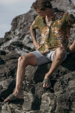 Foamlife Mens Sully Slides - Black -UK Surfing Equipment Sales Store foamlife ff3ss23008 sully slide black 6 900x