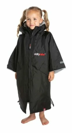 Dryrobe Advance Kids Short Sleeve - Age 5-9 - Black/Grey -UK Surfing Equipment Sales Store xs bg ss 058 3c1